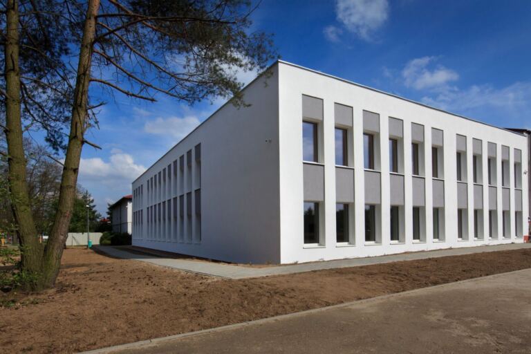 Rozbudowa i przebudowa szkoły, ul. Spokojna