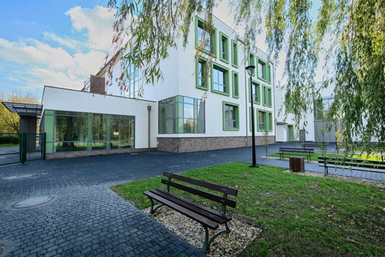 Rozbudowa zespołu szkół nr 6, ul. Szczepankowo