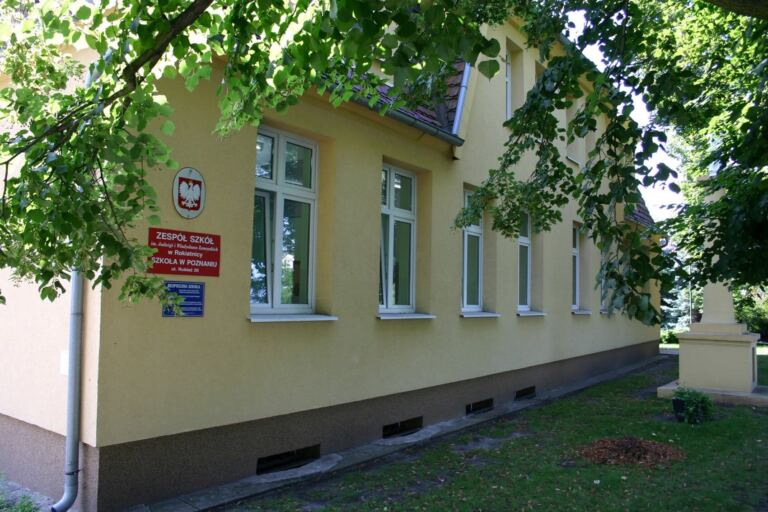 Remont budynku Zespołu Szkół w Rokietnicy