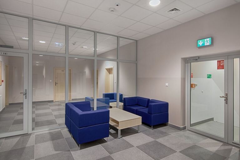 Budowa budynku laboratoryjno-garażowego