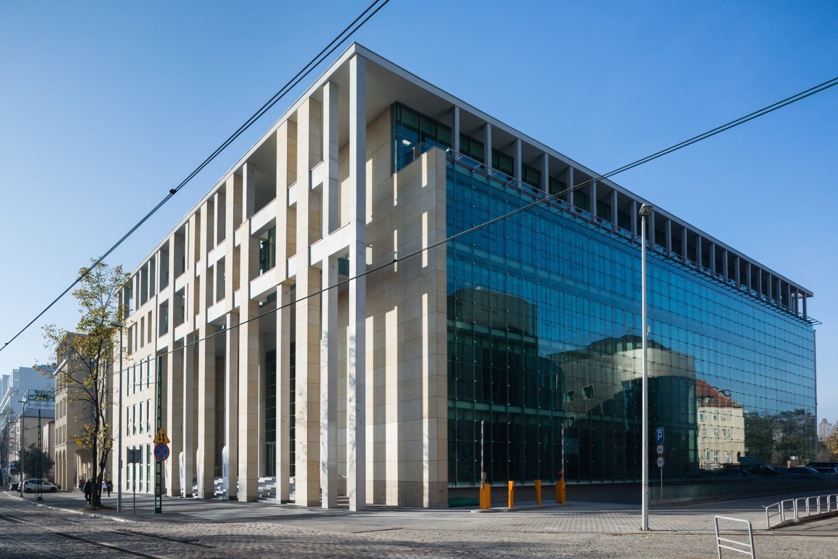 Centrum Edukacyjne Usług Elektronicznych