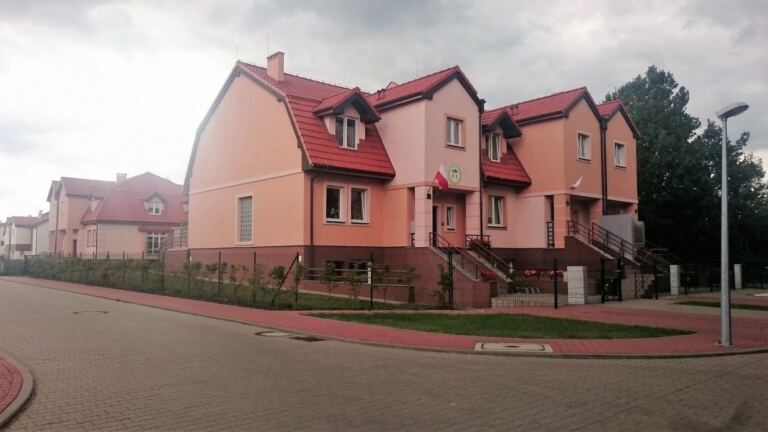 Budowa budynków 1-rodzinnych bliźniaczych i szerowych, ul. Suwalska