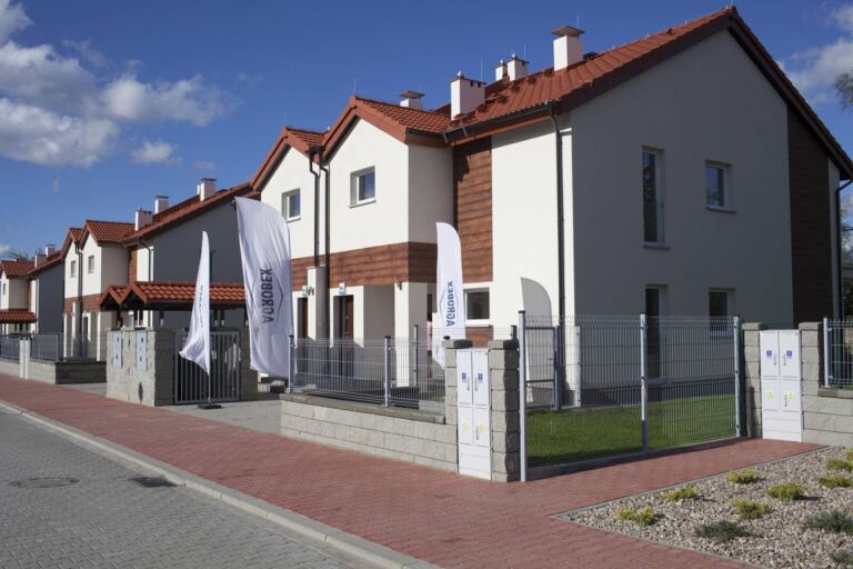 Budowa budynków 1-rodzinnych 2-lokalowych bliźniaczych, ul. Suwalska