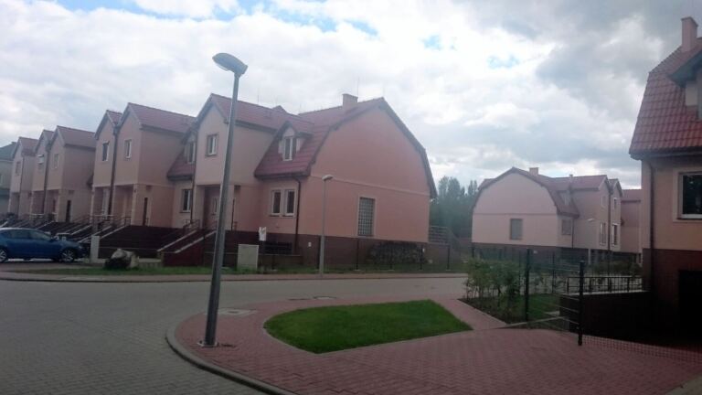 Budowa budynków 1-rodzinnych bliźniaczych i szerowych, ul. Suwalska
