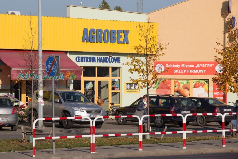 Budowa Centrum Handlowego, os. Graniczna 63