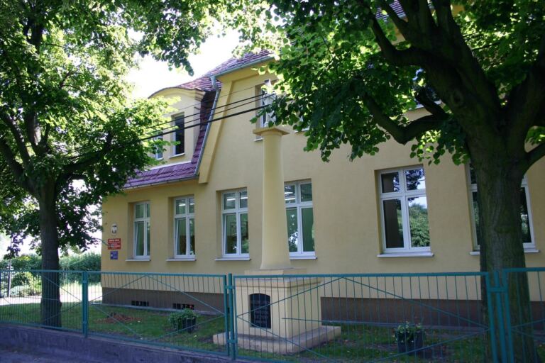 Remont budynku Zespołu Szkół w Rokietnicy